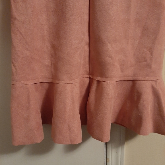 Dress - Picture 4 of 4